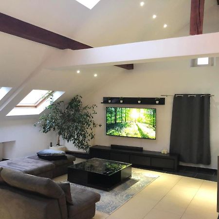 Cozy 120M² Apartment With 3 Bedrooms And 1 Home Cinema Useldange Екстериор снимка